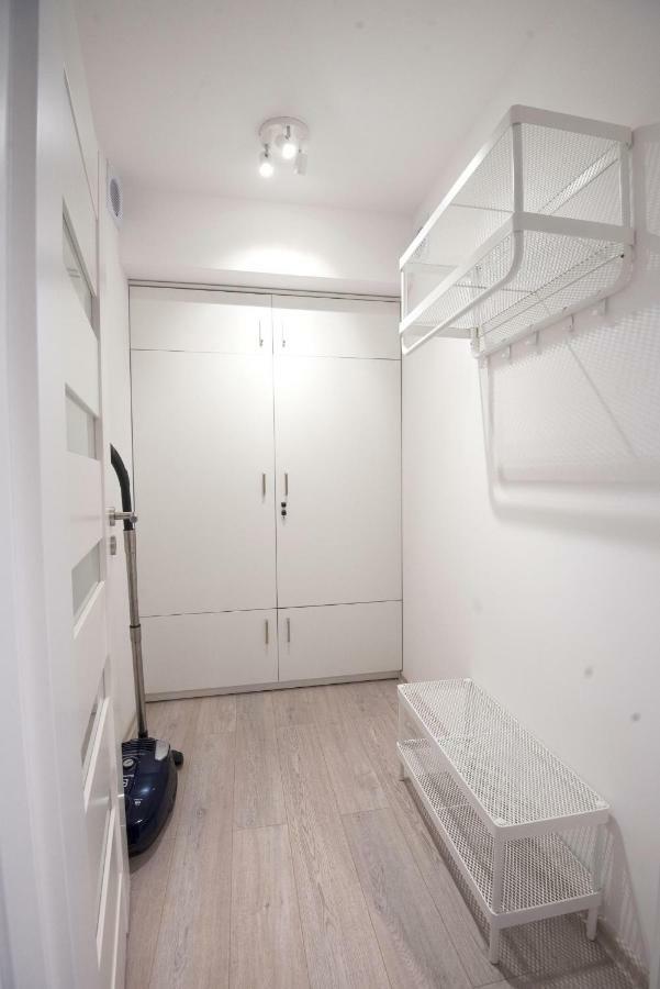 Lato Apartament Solna 11C Z Garazem كولوبرزيغ المظهر الخارجي الصورة