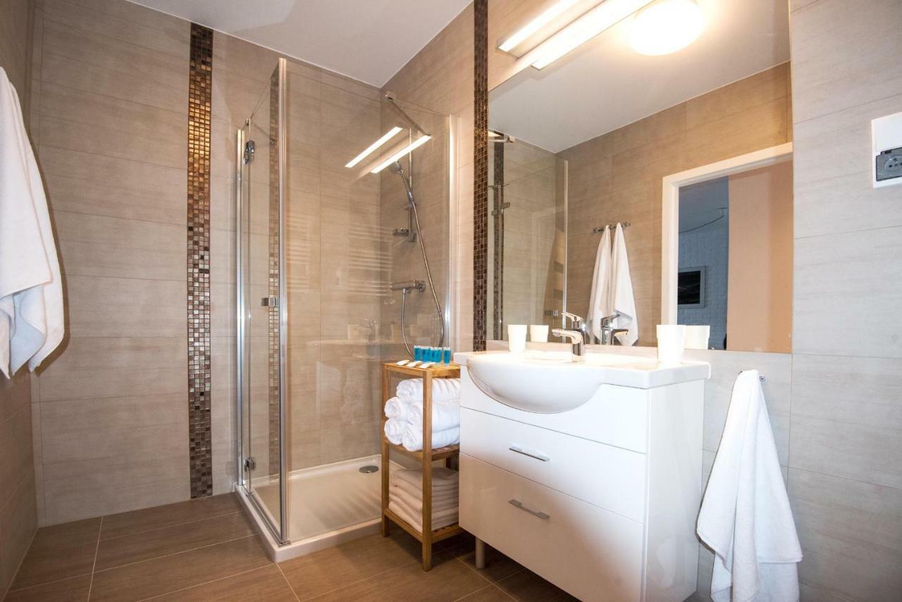 Lato Apartament Solna 11C Z Garazem كولوبرزيغ المظهر الخارجي الصورة